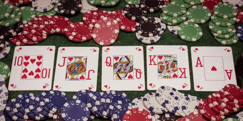 Cách chơi Casino Hold’em